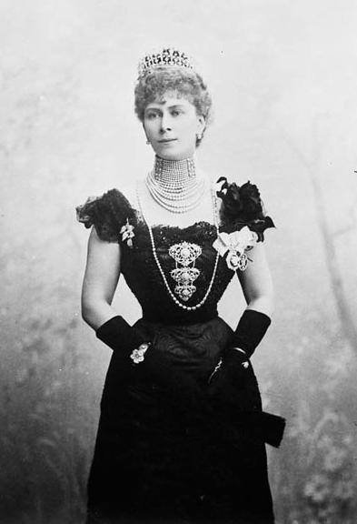 Queen Mary's Secret Stash of Tea - Happy Earth Tea
