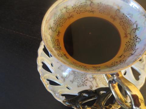 Photo of tea in teacup