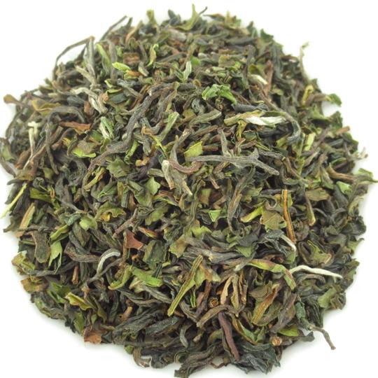 Darjeeling tea leaves 